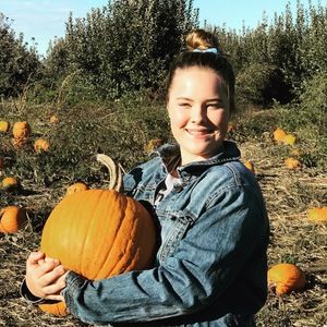 Meet your Posher, Abby